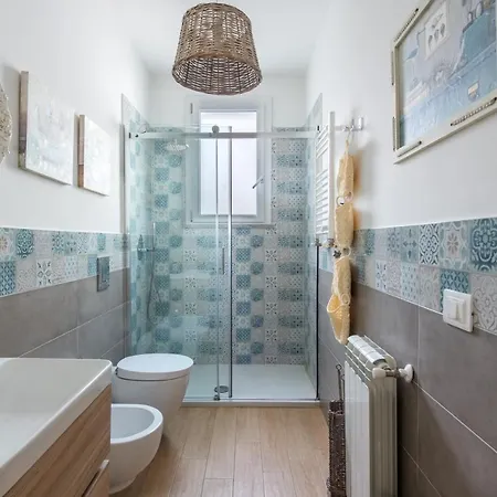 Apartment Cinzia-150 Mt From The *